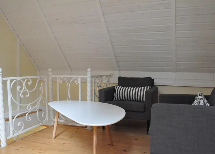 House Near To Schoenbrunn - Free Parking - 24-7 Check In - 8 Person Holiday home Vienna