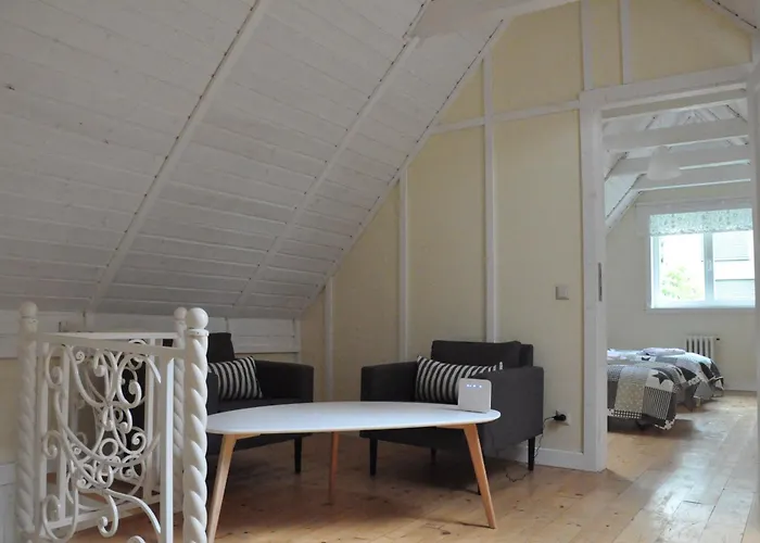 House Near To Schoenbrunn - Free Parking - 24-7 Check In - 8 Person Vienna