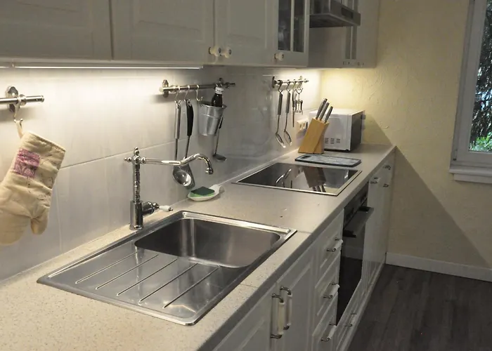 House Near To Schoenbrunn - Free Parking - 24-7 Check In - 8 Person Holiday home