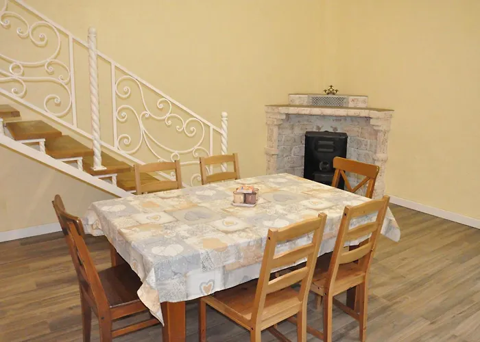 House Near To Schoenbrunn - Free Parking - 24-7 Check In - 8 Person Holiday home *
